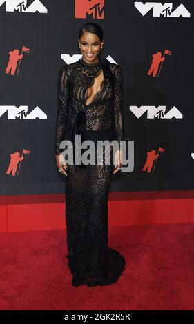 Ciara nimmt am 2021 12. September 2021 an den MTV Video Music Awards im Barclays Center im Stadtteil Brooklyn in New York City Teil. Foto: Jeremy Smith/imageSPACE /MediaPunch Stockfoto