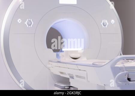 Nahaufnahme der modernen Magnetresonanztomographie Maschine Hintergrund Stockfoto