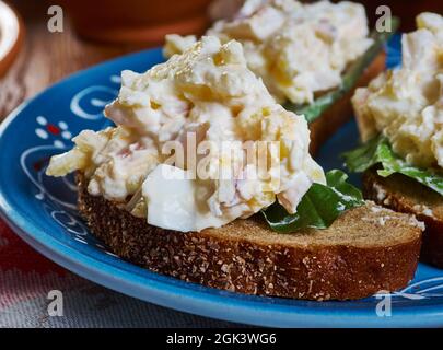 Bekarska satrica - kroatischer Salat aus der Region Slavonija und Baranja Stockfoto