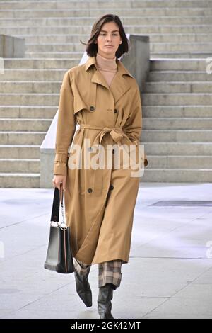 Madrid, Spanien. September 2021. Parade Roberto Verino MBFW Madrid, Montag, 13. September 2021 Quelle: CORDON PRESS/Alamy Live News Stockfoto