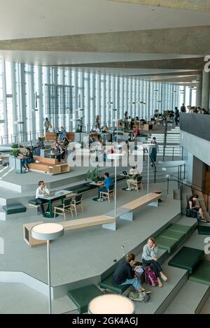 Deichman Bjørvika Oslo Public Library aka Deichman bibliotek in Oslo, Norwegen, Europa Stockfoto