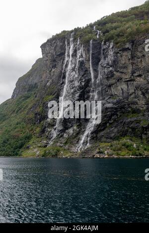 Seven Sisters Waterfall im Geiranger Fjord, Norwegen, Europa Stockfoto