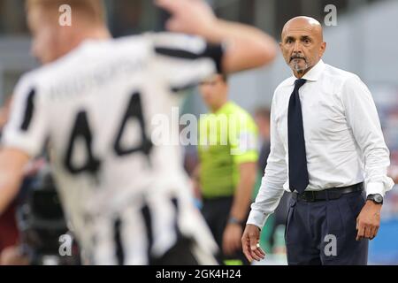 Napoli, Italien. September 2021. Luciano Spalletti Trainer des SSC Napoli während der Serie A 2021/2022 Fußballspiel zwischen SSC Napoli und Juventus FC im Diego Armando Maradona Stadion in Napoli (Italien), 11. September 2021. Foto Cesare Purini/Insidefoto Kredit: Insidefoto srl/Alamy Live News Stockfoto