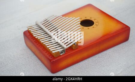 Kalimba aus Holz Stockfoto