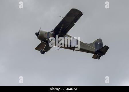 Das historische Armeekorps de Havilland Beaver (XP820) wurde am 11. September 2021 auf der Abingdon Air & Country Show in die Luft gebracht Stockfoto