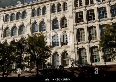 Lit Brothers' Cast Iron Building, Philadelphia, Pennsylvania, USA. Gusseisen war reichlich vorhanden und stand damals vor Gebäuden. Stockfoto