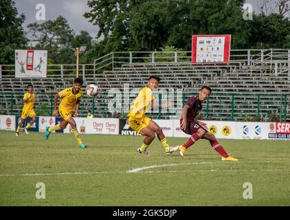 Der FC Hyderabad gewinnt 5-0 gegen Assam-Gewehre in einem Spiel der Gruppe D, das auf dem Mohun Bagan-Boden in Kalkata gespielt wird. (Foto von Amlan Biswas/Pacific Press) Stockfoto