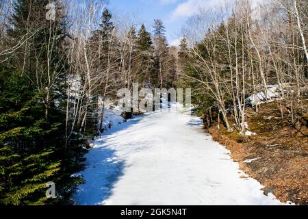 Gefroren über dem Shubenacadie Kanal mitten im Winter Stockfoto