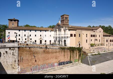 Italien, Rom, Isola Tiberina, Kirche San Bartolomeo all'Isola Stockfoto