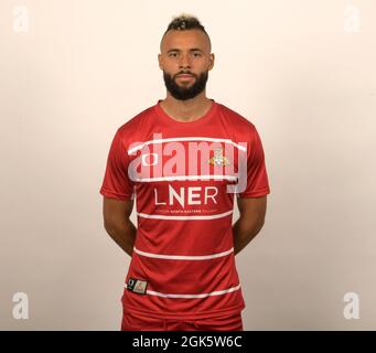 Bild Howard Roe/AHPIX LTD, Fußball, Sky Bet League One, Doncaster Rovers Keepmoat Stadium, Doncaster, Großbritannien, 31/07/2021, John Bostock Stockfoto