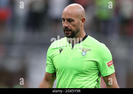 Mailand, Italien, 12. September 2021. Pepe Reina von der SS Lazio reagiert während des Serie-A-Spiels bei Giuseppe Meazza, Mailand. Bildnachweis sollte lauten: Jonathan Moscrop / Sportimage Stockfoto