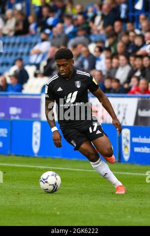 Fulhams Ivan Cavaleiro läuft mit dem Ball den Flügel hinunter.Bild: Liam Ford/AHPIX LTD, Football, EFL Championship, Huddersfield Town gegen Fulham, John SM Stockfoto