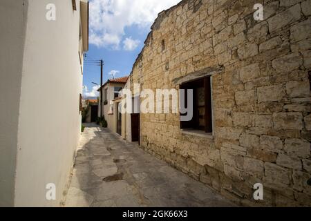 Das malerische Dorf Omodos im Troodos-Gebirge, Zypern Stockfoto