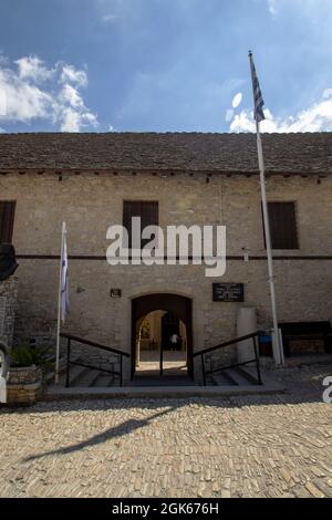 Das malerische Dorf Omodos im Troodos-Gebirge, Zypern Stockfoto