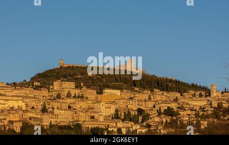 Die Stadt San Francesco hat eine lange Geschichte mit wichtigen römischen, mittelalterlichen und Renaissance-Überresten. Stockfoto