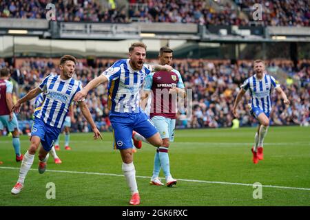 Brighton's Alexis MacAllister feiert Torreigen, um seine Seite zu vereitern 2-1 Bild von Steve Flynn/AHPIX.com, Fußball: Englisches Premier League-Spiel Burnl Stockfoto