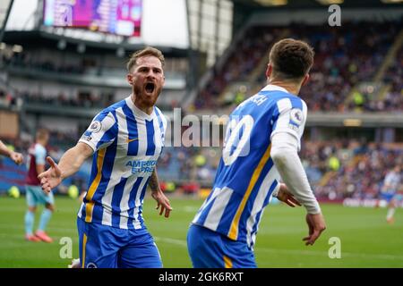 Brighton's Alexis MacAllister feiert Torreigen, um seine Seite zu vereitern 2-1 Bild von Steve Flynn/AHPIX.com, Fußball: Englisches Premier League-Spiel Burnl Stockfoto