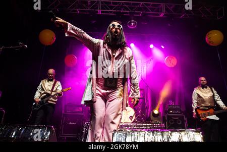 Elvana an der O2 Academy in Bournemouth, 11. September 2021. Foto: Charlie Raven/Alamy Stockfoto