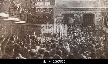 Eine Soldatendeputation begrüßt den Allrussischen Kongress der Bauerndeputierten im Mai 1917 in Petrograd. Stockfoto