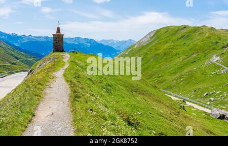 Schöne Landschaft am Kleinen Sankt Bernhard Pass an einem Sommernachmittag, zwischen Italien und Frankreich. Stockfoto