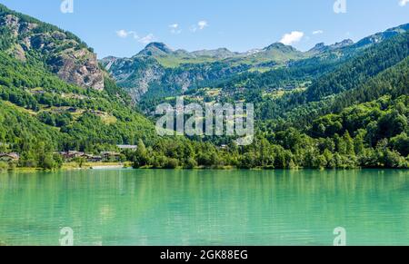 Idyllischer Blick am Maen-See, Valtournenche, Aostatal, Italien. Stockfoto