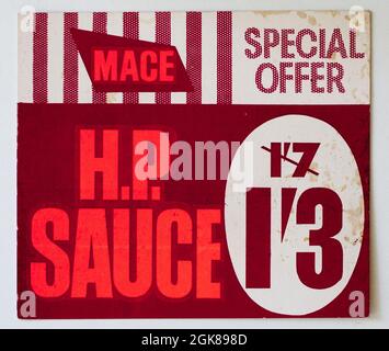 Karte mit Preisdisplay für den Vintage-Shop der 1960er-Jahre – HP Sauce Stockfoto