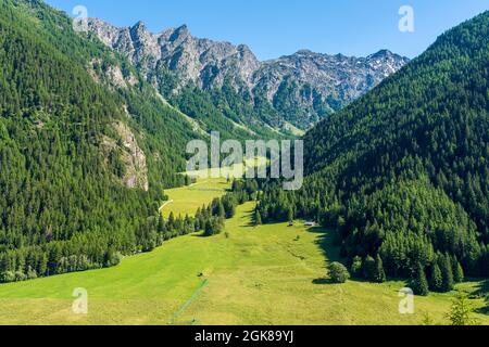 Idyllische Landschaft im Grossen St. Bernhard-Tal. Aostatal, Norditalien. Stockfoto