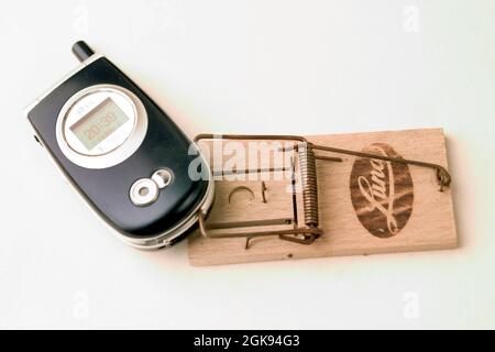 Mausefalle und Handy, Telefonservice Stockfoto