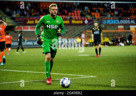 VOLENDAM, NIEDERLANDE - 13. SEPTEMBER: Barry Lauwers vom FC Volendam während des Keukenkampioen Divisie-Spiels zwischen FC Volendam und Roda JC im Kras Stadion am 13. September 2021 in Volendam, Niederlande (Foto: Rene Nijhuis/Orange Picches) Stockfoto