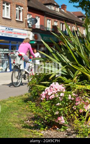 Rayners Lane Cycle Lane Stockfoto