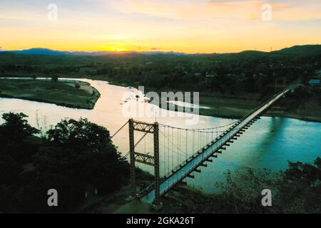 Schöne Brücke in Kon TUM Provinz Zentralvietnam Stockfoto