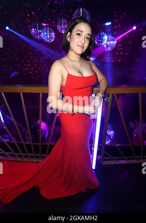 NUR FÜR REDAKTIONELLE VERWENDUNG Lauren Patel nimmt an der Afterparty zur Weltpremiere von Amazon Prime Video's „Everybody's Talking About Jamie“ im Windmill Soho, London, Teil. Bilddatum: Montag, 13. September 2021. Stockfoto