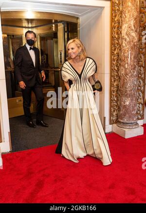 New York, USA. September 2021. Tory Burch verlässt das Pierre Hotel zur Met Gala Celebrating in America: A Lexicon of Fashion. Quelle: SIPA USA/Alamy Live News Stockfoto