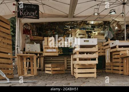 MÜNCHEN, DEUTSCHLAND - 01. Jul 2021: Einige Bilder, die während eines heißen Spaziergangs im Stadtzentrum von München gemacht wurden Stockfoto