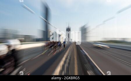 Dynamischer Zoom-Effekt beim Vienna City Marathon Stockfoto