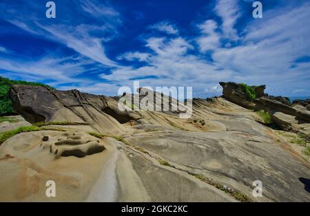 Die Erosion des Ozeans und Verwitterung. Bildet seltsame Felsen und Steine. Fugang Geopark (Xiaoyeliu), Naturstein-Skulpturenpark. Taitung County Stockfoto