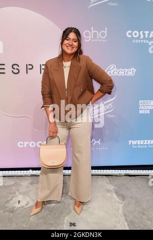 Berlin, Deutschland. September 2021. Stephanie Brungs kommt zur Esprit Show im Kraftwerk. About You, die Re-Fashion Week, ist seit 2021 Teil der Berlin Fashion Week. About You Fashion Week läuft vom 11. Bis 15. September 2021. Quelle: Gerald Matzka/dpa/Alamy Live News Stockfoto