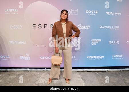 Berlin, Deutschland. September 2021. Stephanie Brungs kommt zur Esprit Show im Kraftwerk. About You, die Re-Fashion Week, ist seit 2021 Teil der Berlin Fashion Week. About You Fashion Week läuft vom 11. Bis 15. September 2021. Quelle: Gerald Matzka/dpa/Alamy Live News Stockfoto