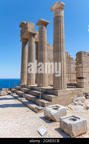 Säulen, Akropolis von Lindos, antike Zitadelle, Lindos, Rhodos, Dodekanes, Griechenland Stockfoto