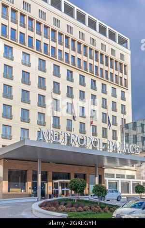 Belgrad, Serbien - 14. Februar 2021: Historisches Metropol Palace Hotel Gebäude in Belgrad, Serbien. Stockfoto