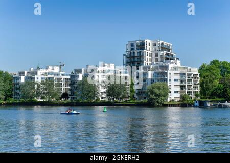 Wohngebäude Spreegold, Alt-Stralau, Stralau, Friedrichshain, Berlin, Deutschland Stockfoto