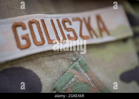U.S. Air Force Staff Sgt. Victoria Goluszka, 182nd Medical Group, aerospace medical technician's name patch rests on her uniform in the Byron High School, Byron, Illinois, April 1, 2021. Goluszka is currently serving in the Illinois National Guard to administer COVID-19 vaccinations to Illinois residents. Stockfoto