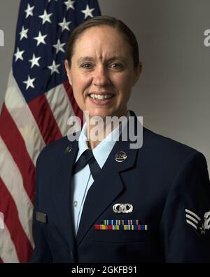 Senior Airman Ruth-Ann Bell, eine Wetterprognose vom 203. Wetterflug ...