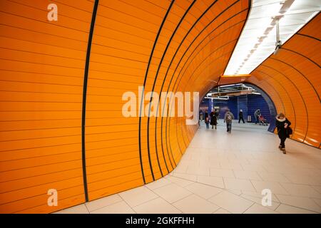 U-Bahnhofstunnel Marienplatz, München Deutschland. Stockfoto