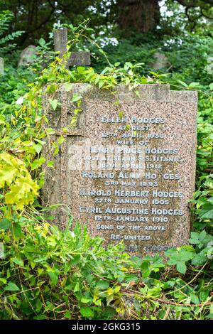 Der Grabstein der Familie Hodges auf dem Old Cemetery in Southampton erwähnt das Titanic-Opfer Henry Price Hodges Stockfoto