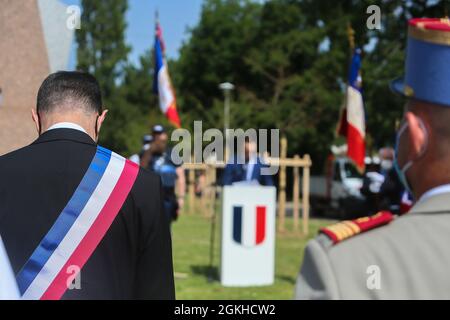 Frankreich, Valence, 2021-06-18. Militärzeremonie zum Gedenken an den Appell des 18. Juni durch General de Gaulle am Memorial de la Resistance. Foto Stockfoto