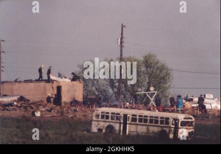 ©1993 nach dem Brand auf dem Branch Davidian-Gelände in Waco, Texas, am 19. April 1993, bei dem über 75 Menschen getötet wurden, darunter zwei Dutzend Kinder. Stockfoto