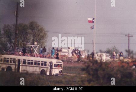 ©1993 nach dem Brand auf dem Branch Davidian-Gelände in Waco, Texas, am 19. April 1993, bei dem über 75 Menschen getötet wurden, darunter zwei Dutzend Kinder. Stockfoto