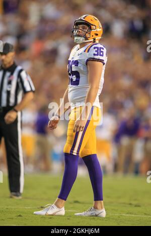 LSU Tigers Place Kicker Cade York (36) bereitet sich auf ein Feldtor vor, Samstag, 11. September 2021, in Baton Rouge, Louisiana. (Kirk Meche/Image of Sport) Stockfoto