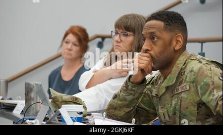 Ebbing Air National Guard Base - Fort Smith, Ark. Im 188. Flügel fand hier der Kurs der Federal Emergency Management Agency (FEMA), Basic Public Information Officer (PIO), statt, der am 29. April 2021 stattfand. Stockfoto